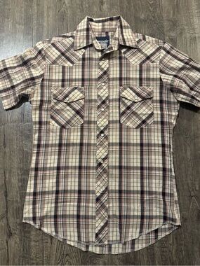 Wrangler Short Sleeve Plaid Button-Down Shirt in Beige, Brown